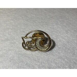 Cat Kitty Brooch Lapel Pin Gold And Silver Tone Cutout Curled Avon Vintage